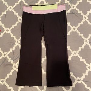 Cropped Lulu Lemon Leggings